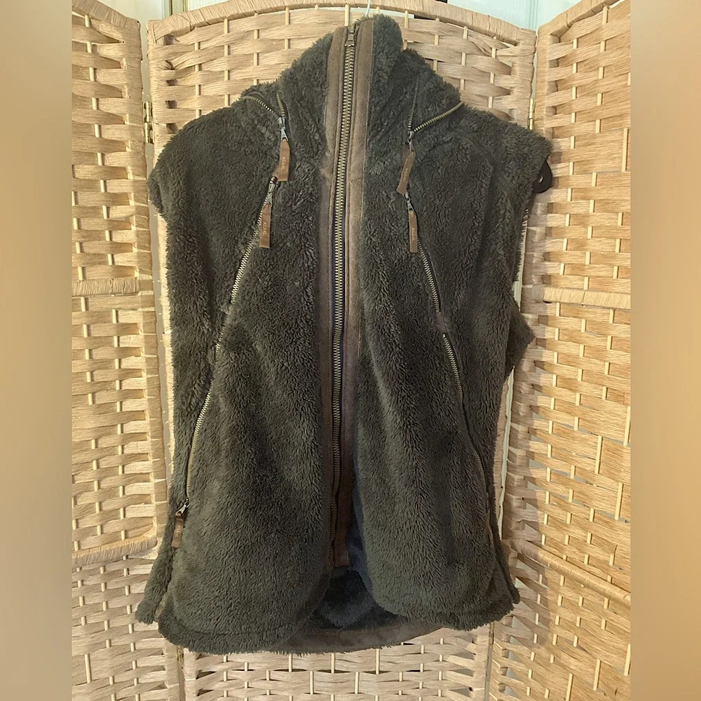 Kuhl Flight Vest - Picture 1 of 16